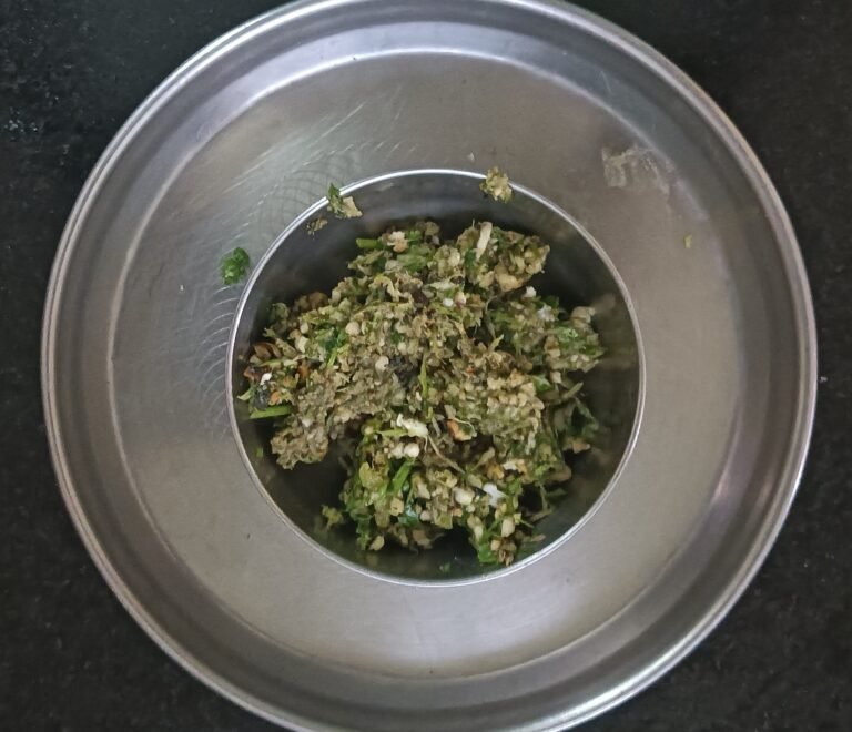 ठेचा:हिरवी मिरचीचा झणझणीत हिरव्या मिरचीचा खरडा !Green Chilli Thecha