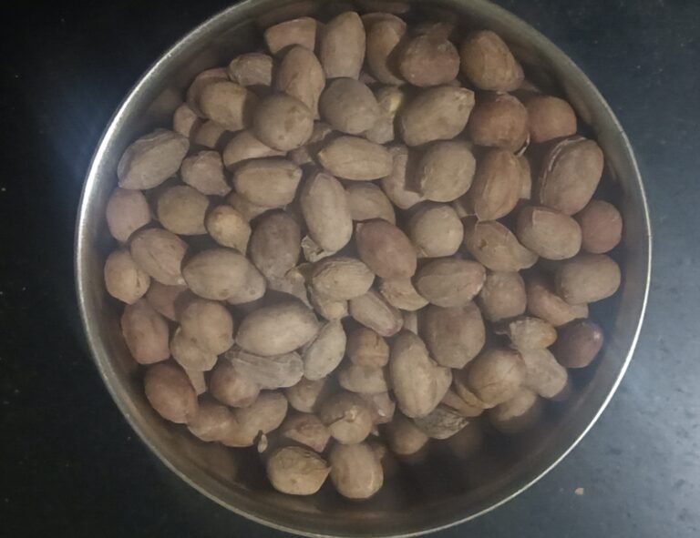 खणखणीत असे खारे शेंगदाणे