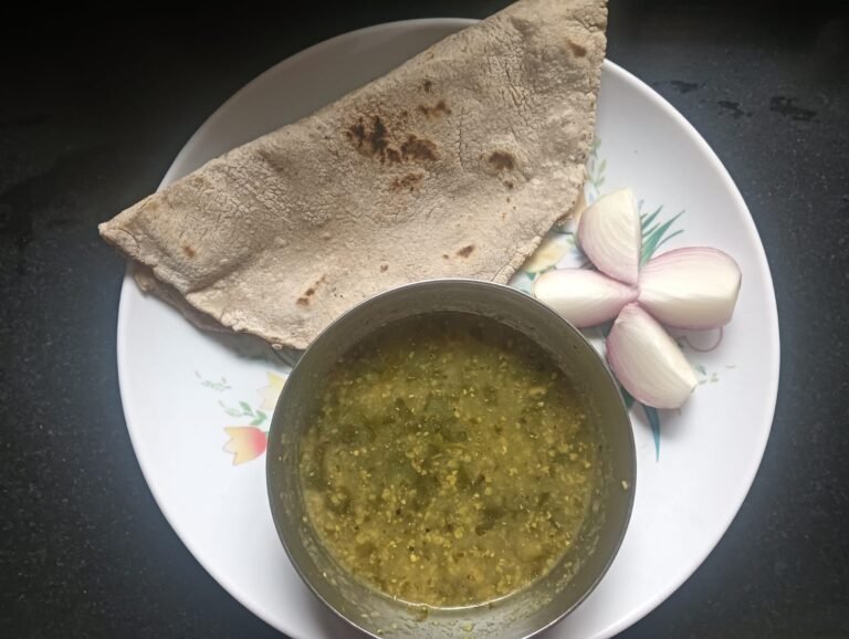 खान्देश स्पेशल अंबाडीची पातळ भाजी